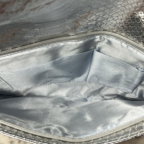 XL Silver Faux Snakeskin Clutch - Picture 3 of 5